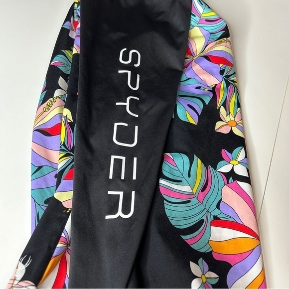 Spyder Women's Swim Standard Long Sleeve Raglan Rash guard Medium - Picture 6 of 9